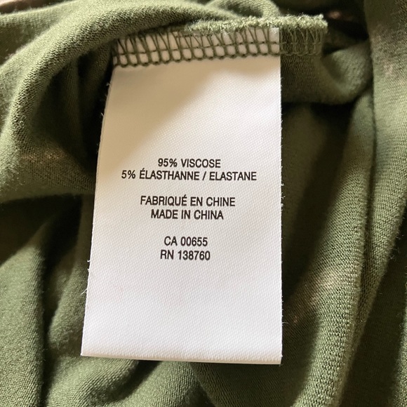 Green floral tunic style top - Picture 7 of 9